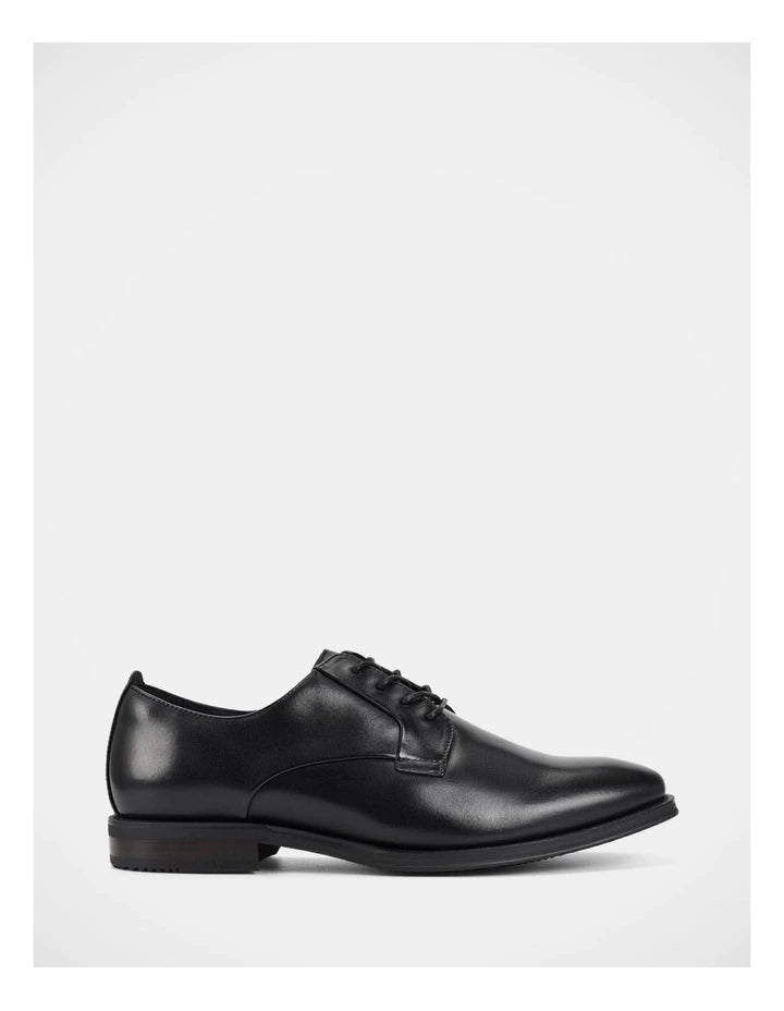 Hush Puppies Bunyip Dress Shoes in Black