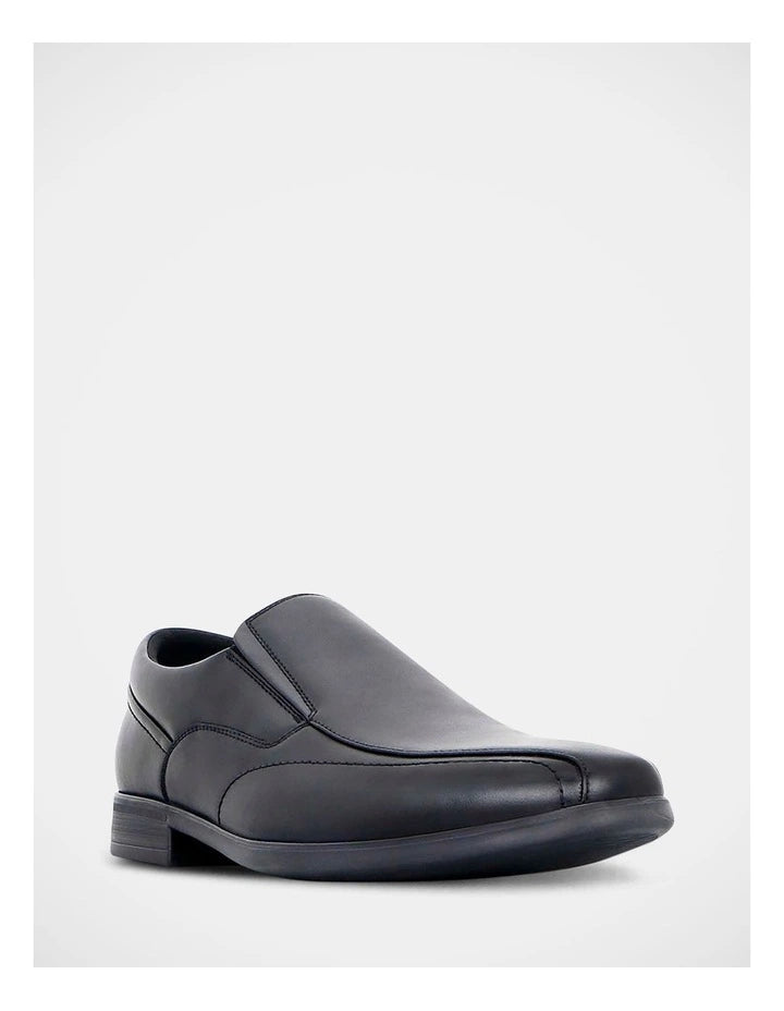 Explorer Russell Shoes in Black
