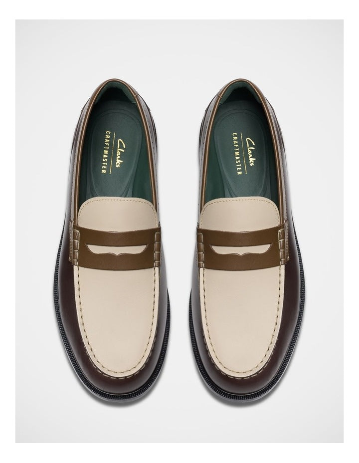 Clarks Craftjames Lo Shoes in Brown