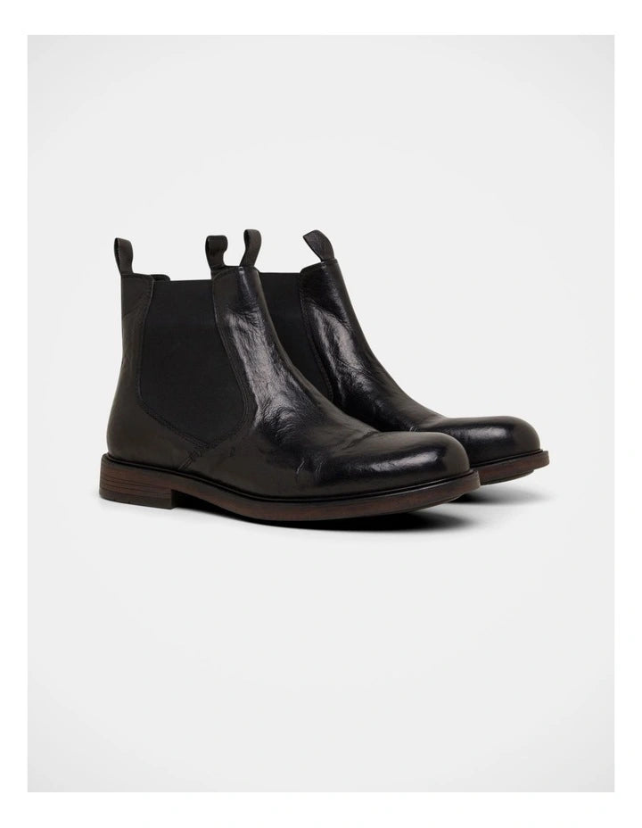 Julius Marlow Quake Boots in Black