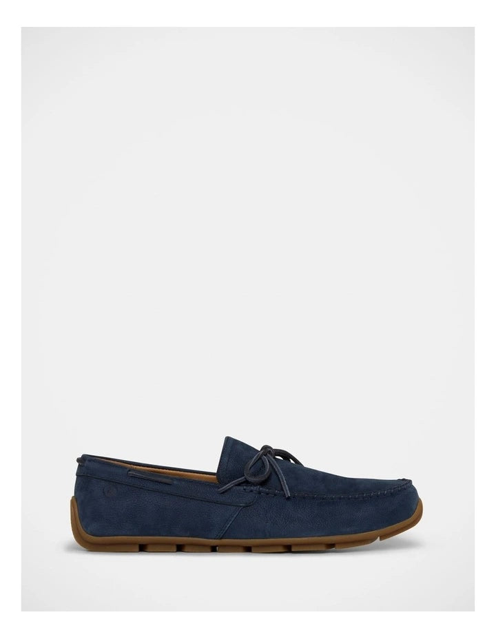 Clarks Somoc Boat Shoes in Navy