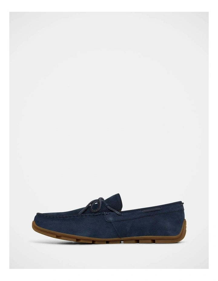 Clarks Somoc Boat Shoes in Navy