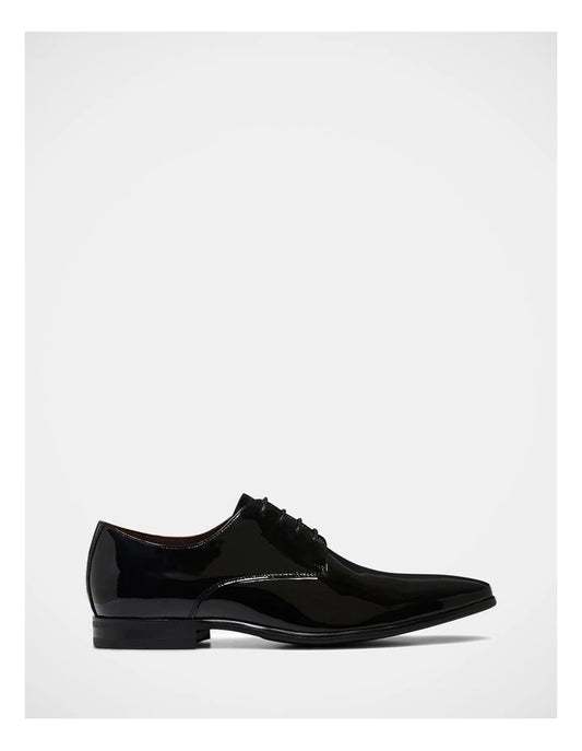 Julius Marlow Bay Dress Shoe in Jetblack