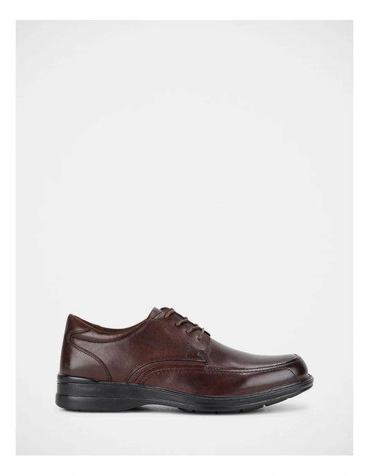 Hush Puppies Torpedo Shoes in Dark Brown