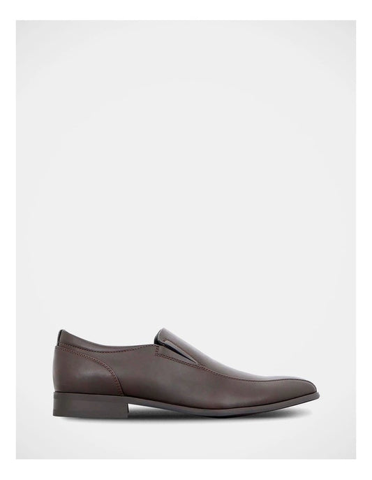 JM Thirty 3 Breaker Shoes in Brown