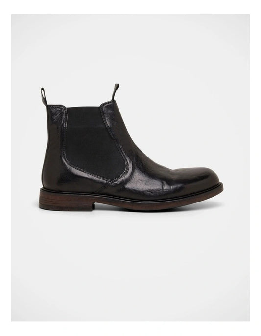 Julius Marlow Quake Boots in Black