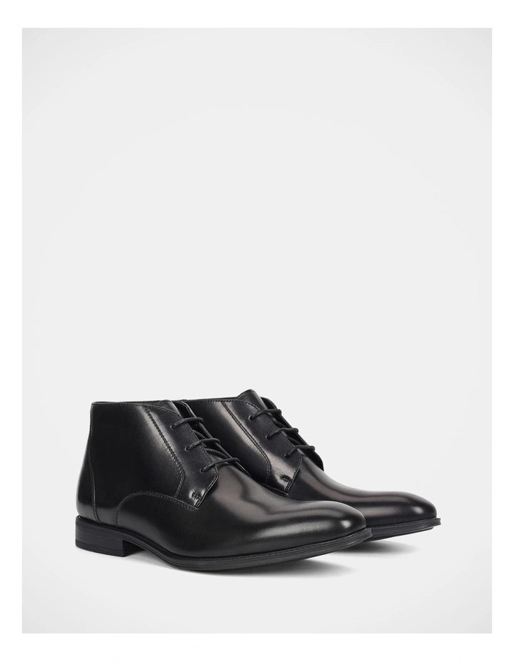 Julius Marlow Invert Boots in Black