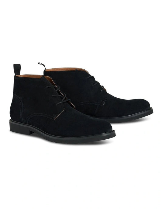 Johnny Bigg Jed Suede Desert Boot in Black