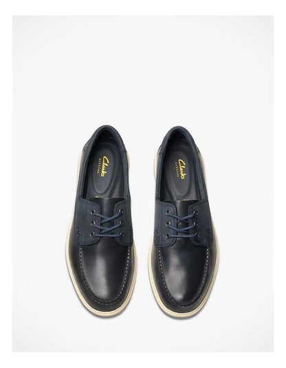 Clarks Bratton Boat Shoes in Navy