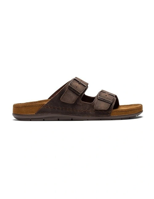Rodd & Gunn Raglan Slide in Chocolate